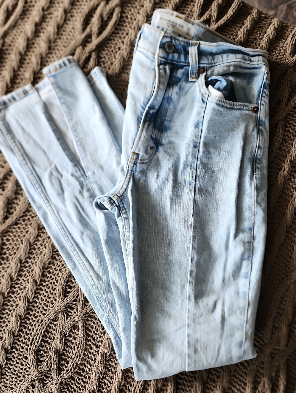 Abercrombie & Fitch Light Blue High-Rise Skinny Jeans